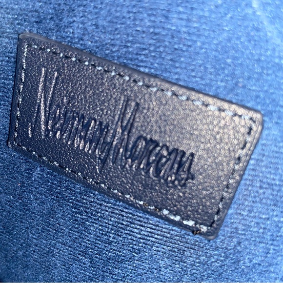 *SOLD* Neiman Marcus Tote Bag - Picture 3 of 5